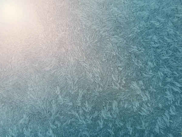 Piękne Mrożone Okno Streszczenie Mroźny Wzór Szkle Tekstura Śniegu — Zdjęcie stockowe