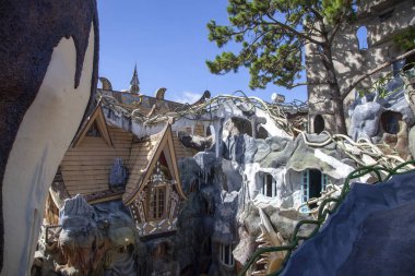  Dalat 'taki Crazy House (Hang Nga misafir evi), alışılmadık bir iç mekan