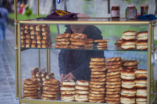 İstanbul kızarmış çörek satıcısı — Stok fotoğraf