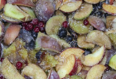 Meyveli turta, ev yapımı elmalı turta, üst manzara. Yakın plan.