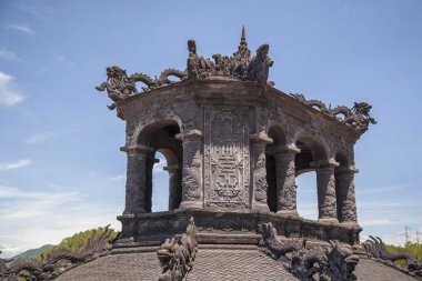 Khai Dinh 'in mezarı, Nguyen İmparatoru Khai Dinh için inşa edildi.