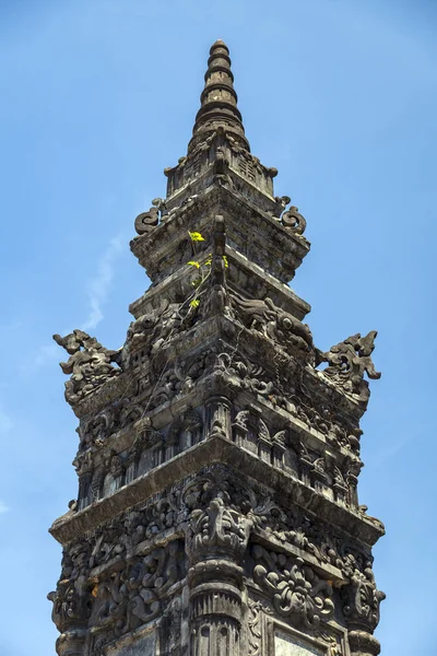 Tumba de Khai Dinh, Fue construido para el emperador Nguyen Khai Dinh — Foto de Stock