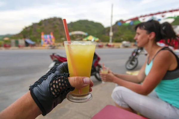 Jus Canne Vietnamien Canne Sucre Dans Les Mains — Photo