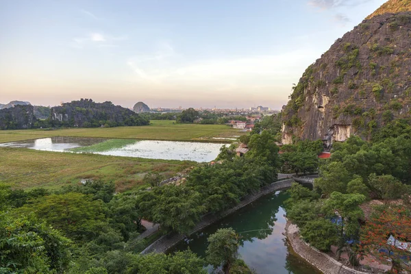 Tam Coc Nationalpark Holzbrücke Einem Wunderschönen Ort — Stockfoto