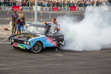 Rostov-on-Don, Rusya, 23 Eylül 2018: Otomatik ses: Rostov-on-Don, yarış, bisiklet, akort, alt tampon, ücretsiz giriş, ton