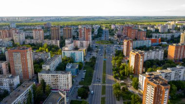 Rostov-on-Don, Rusya, 24 Mayıs 2020, Rostov-on-Don hava görüntüsü. Don, Voroshilovsky Bölgesi, Kozmonot Bulvarı 'ndaki Rostov şehrinin Panoraması