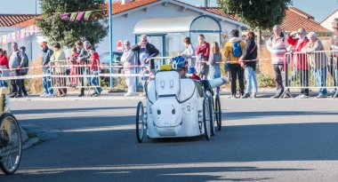 Sürücüler için geleneksel bir yarış araba pedal