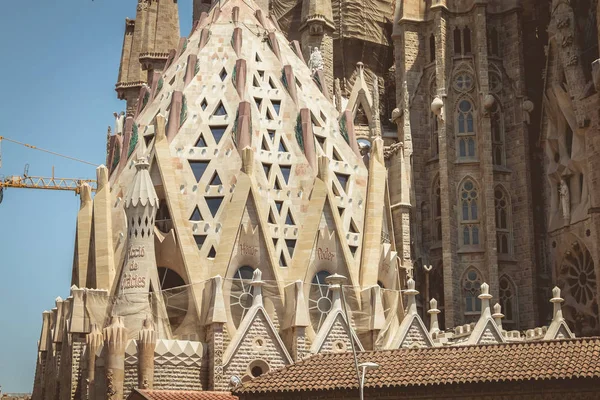 Detalhe da arquitetura da catedral Sagrada família — Fotografia de Stock