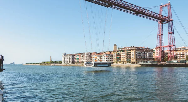 kapsül Viscaya ışınlama köprünün altında görünümü