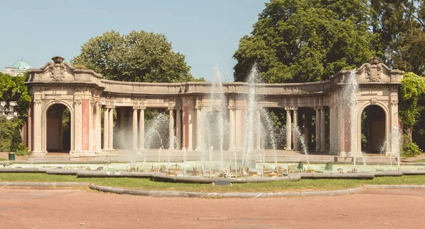 Detail of the architecture of the fountains of Dona Casilda park — Stock Photo, Image