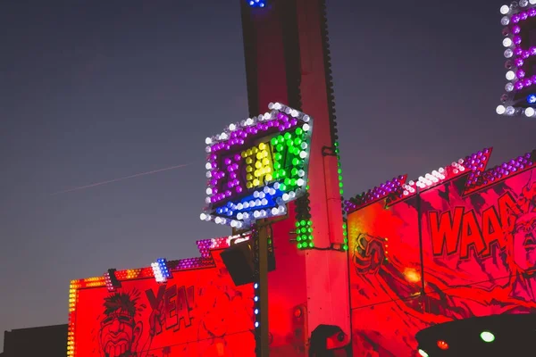 El EXTAZY emocionante paseo fabricado por Mondial Rides —  Fotos de Stock