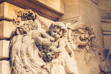 Keşif Sarayı'nın mimari detay