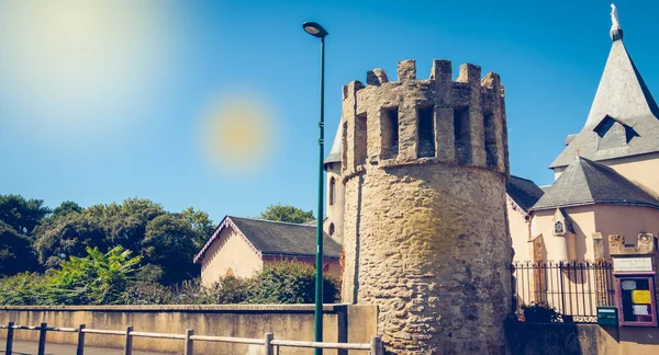 A Notre Dame de Bourgenay templom Talmon építészeti részletek — Stock Fotó