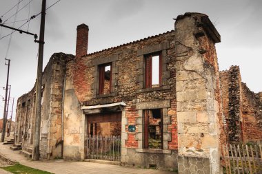 bir fırın yangın tarafından tahrip kalıntıları