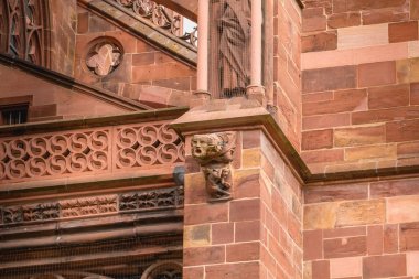 Freiburg Our Lady Katedrali mimari detay