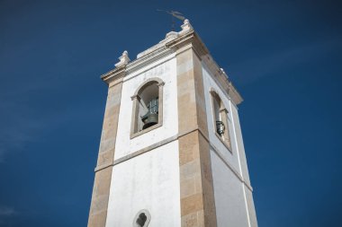 Albufeira şehir merkezindeki Matriz Kilisesi 'nin mimari detayları