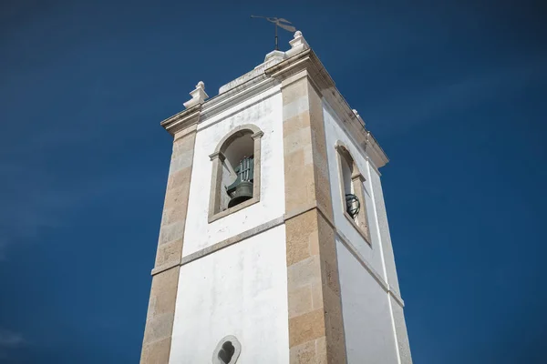 Arkitektoniske detaljer om Matriz kirke i Albufeira sentrum – stockfoto