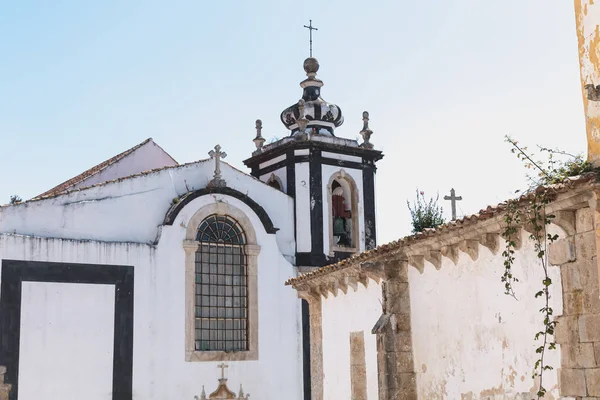 Detalle arquitectónico de la Iglesia de San Pedro en Obidos — Foto de Stock