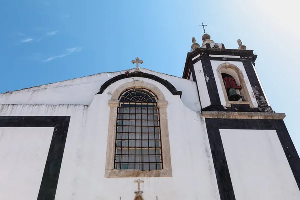 Detalle arquitectónico de la Iglesia de San Pedro en Obidos — Foto de Stock