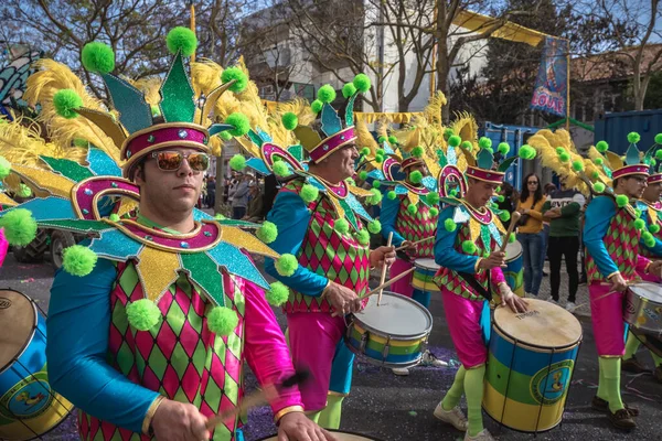 Loule Portugal Février 2020 Des Percussionnistes Défilent Dans Rue Accompagnant — Photo