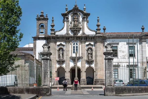 Guimaraes Portekiz Mayıs 2018 Turistlerin Bahar Günü Ziyaret Ettiği Tarihi — Stok fotoğraf