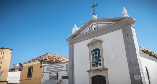 Moncarapacho Portugal Mayo 2018 Arquitectura Una Pequeña Iglesia Centro Ciudad — Foto de Stock