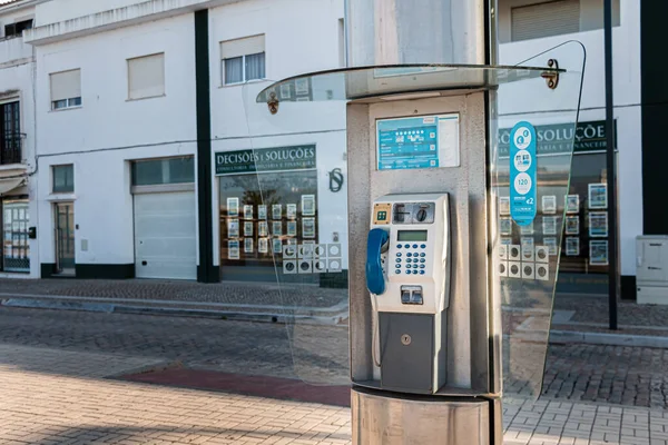 Ταβίρα Πορτογαλία Απριλίου 2018 Παλιός Δημόσιος Τηλεφωνικός Θάλαμος Στο Κέντρο — Φωτογραφία Αρχείου