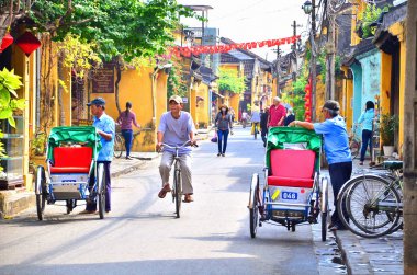  Hoi bir Asya'nın popüler bir turistik yer. 
