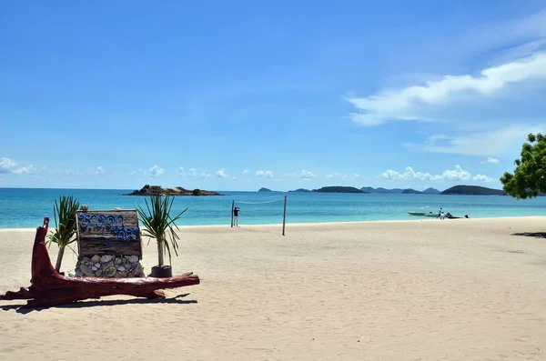 Tayland, Koh Samae Sarn adada LOOG Lome plaj vardı — Stok fotoğraf