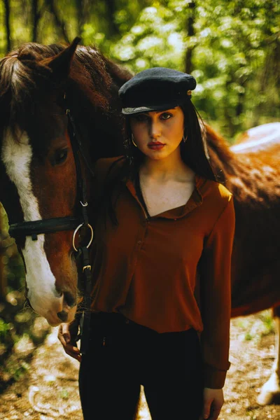 Beautiful Woman Brown Horse — Stock Photo, Image