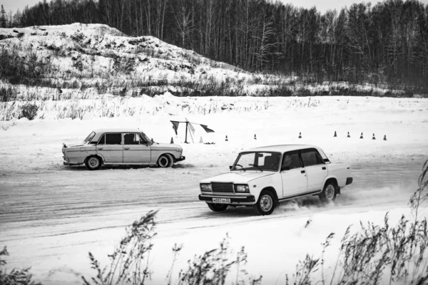 Росія Новосибірськ Листопада 2019 Російський Старий Модифікований Білий Автомобіль Ваз — стокове фото