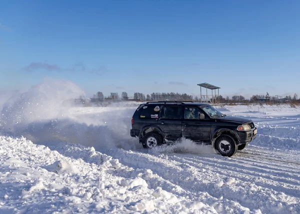 Rusia Novosibirsk Enero 2020 4X4 Todoterreno Modificado Mitsubishi Pajero Sport — Foto de Stock