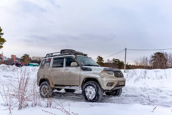 Novosibirsk Rusia Marzo 2020 Ruso Blanco 4X4 Suv Uaz Patriot — Foto de Stock