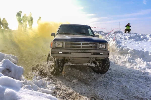 Rússia Novosibirsk Março 2020 Offroad Suv Toyota Runner Fourrunner 4X4 — Fotografia de Stock