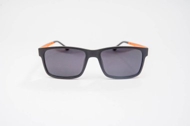 gözüne gözlük, gözlük, güneş gözlüğü