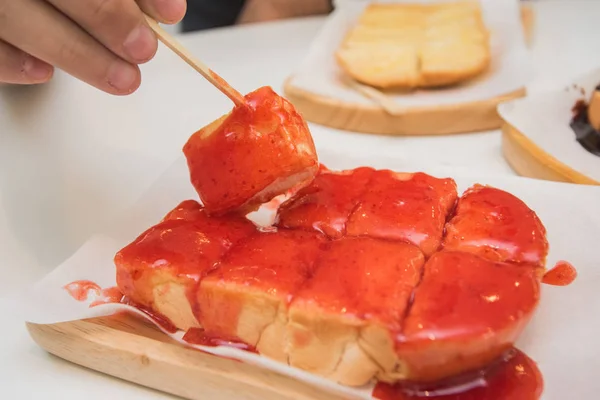 strawberry jam toast, strawberry jam bread