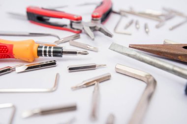 Allen anahtarı, çok amaçlı, vida sürücü, pense