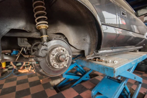 araba tekerlek onarım, fren tamir, araba tekerlek ve fren tamir