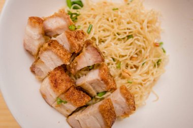 şehriye domuz rostosu, Tay gıda, Çin yemeği