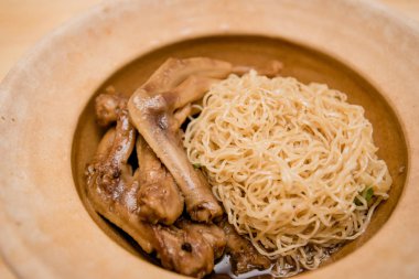 şehriye kızarmış ördek, Tay gıda, Çin yemeği