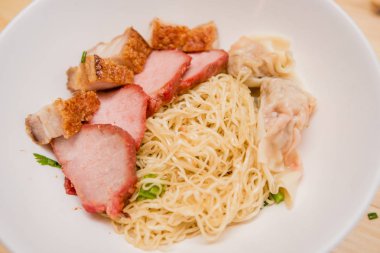 şehriye domuz rostosu, Tay gıda, Çin yemeği