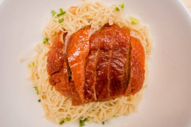 şehriye kızarmış ördek, Tay gıda, Çin yemeği