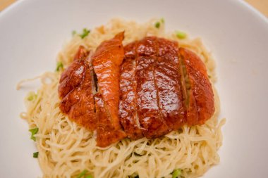 şehriye kızarmış ördek, Tay gıda, Çin yemeği