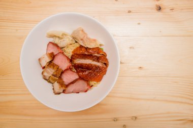 şehriye kızarmış ördek ve domuz rostosu, Tay gıda, Çin yemeği