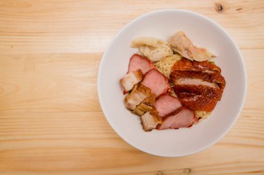 şehriye kızarmış ördek ve domuz rostosu, Tay gıda, Çin yemeği