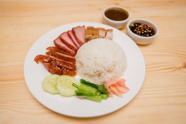 Kızarmış ördek ve pirinç, Tay gıda, Çin yemeği ile Kızartma domuz