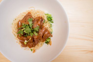 Et şehriye, Tay gıda, Çin yemeği