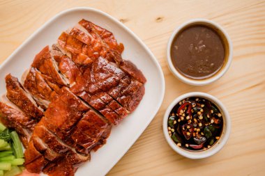 Kızarmış ördek, gill ördek, Çin yemeği