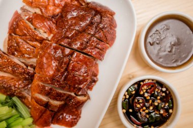 Kızarmış ördek, gill ördek, Çin yemeği