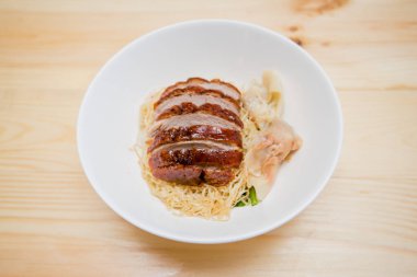 şehriye kızarmış ördek, Tay gıda, Çin yemeği